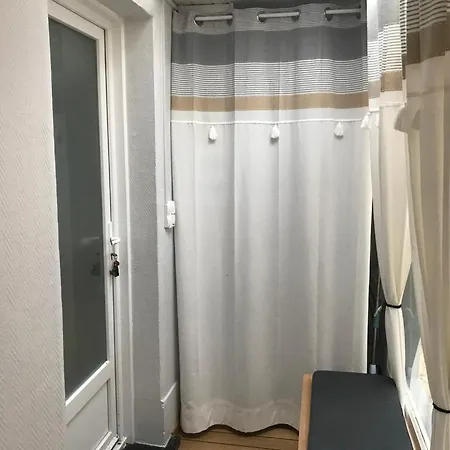 Сasa de vacaciones Petite Maison Proche Du Centre *