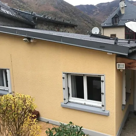 Petite Maison Proche Du Centre Сasa de vacaciones Cauterets