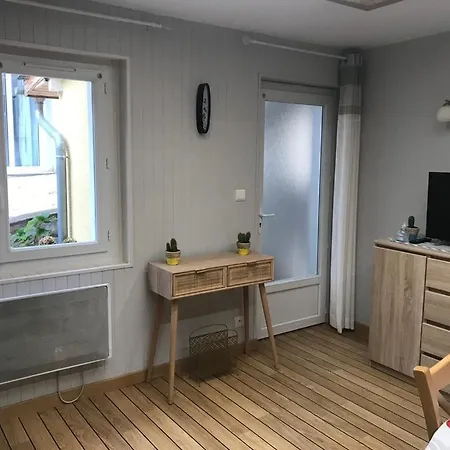 Semesterbostad Petite Maison Proche Du Centre