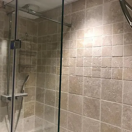 Petite Maison Proche Du Centre *